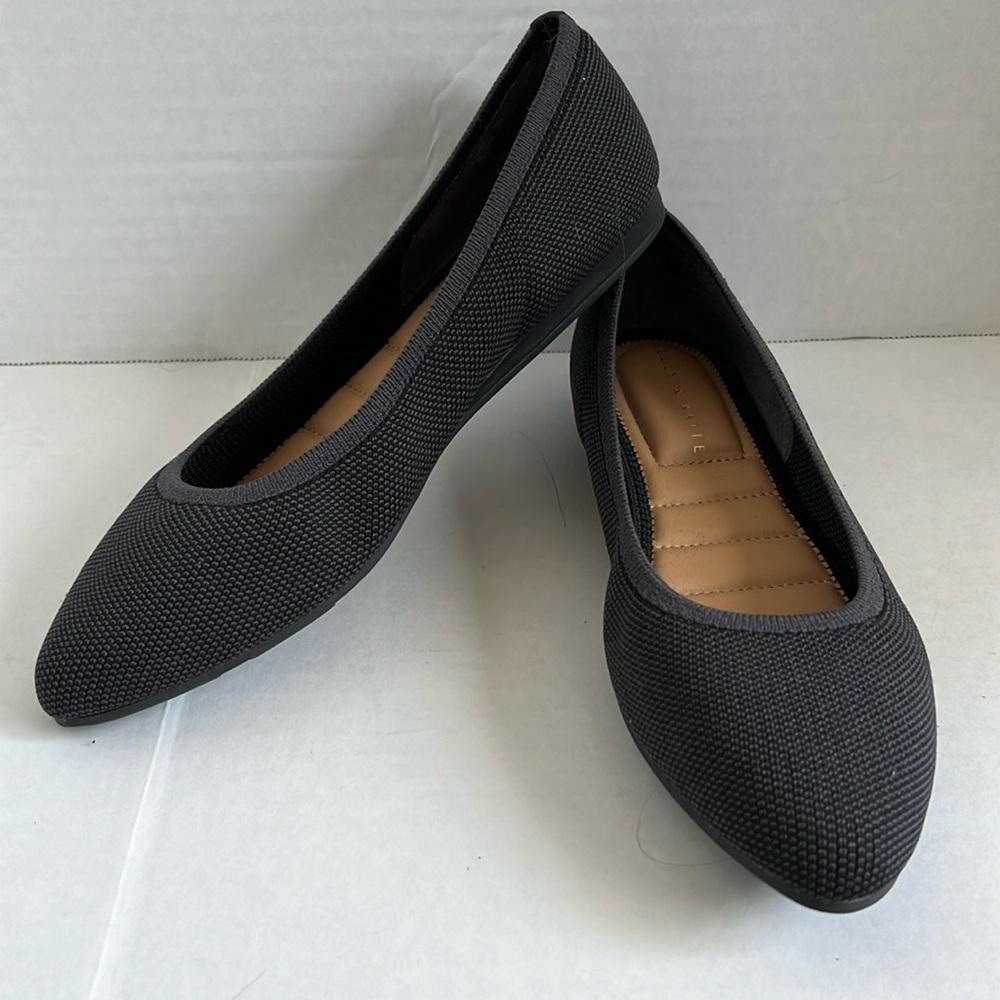 Kelly & Katie Black Astor Ballet Flats - EUC - 8M